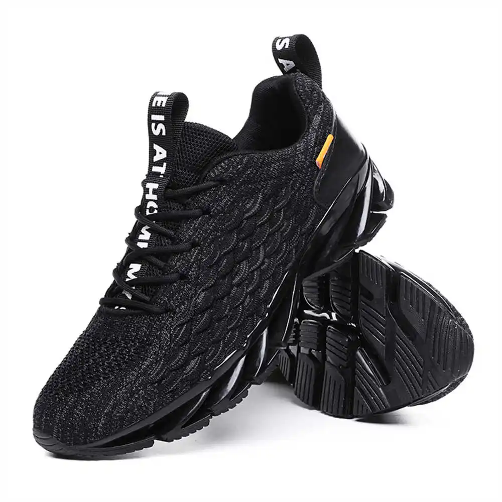 Street Fashion Vietnam - size 44 size 39 walking shoes