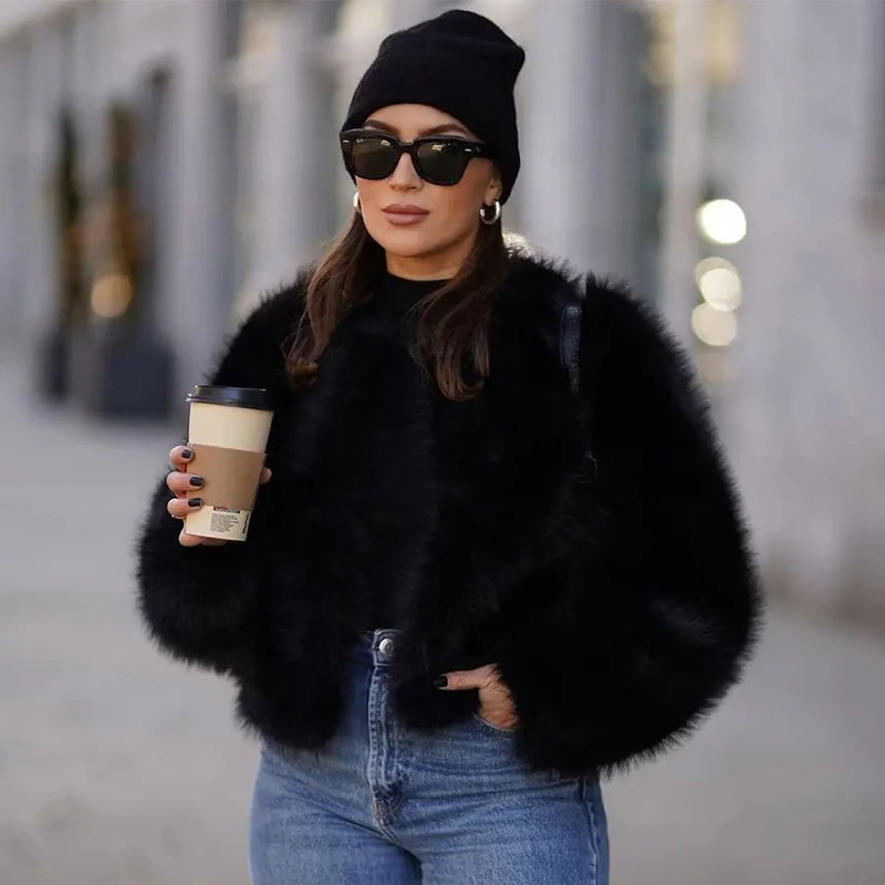 Street Fashion Week - Winter 2026 Hot Cool Girls Fluffy
