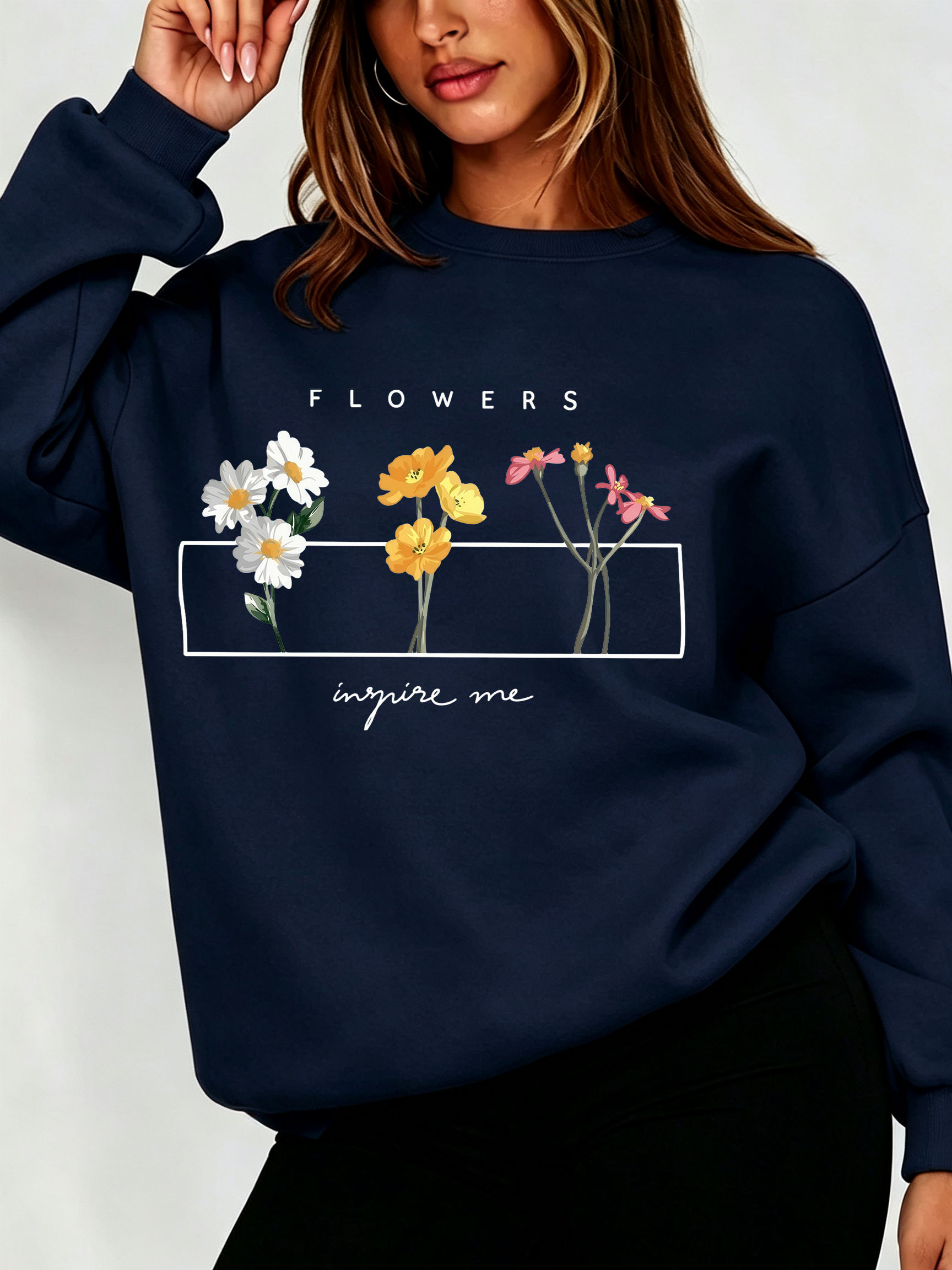 Oversized Crewneck Fleece - Women Daisy Floral Sweatshirt Minimal Wildflower