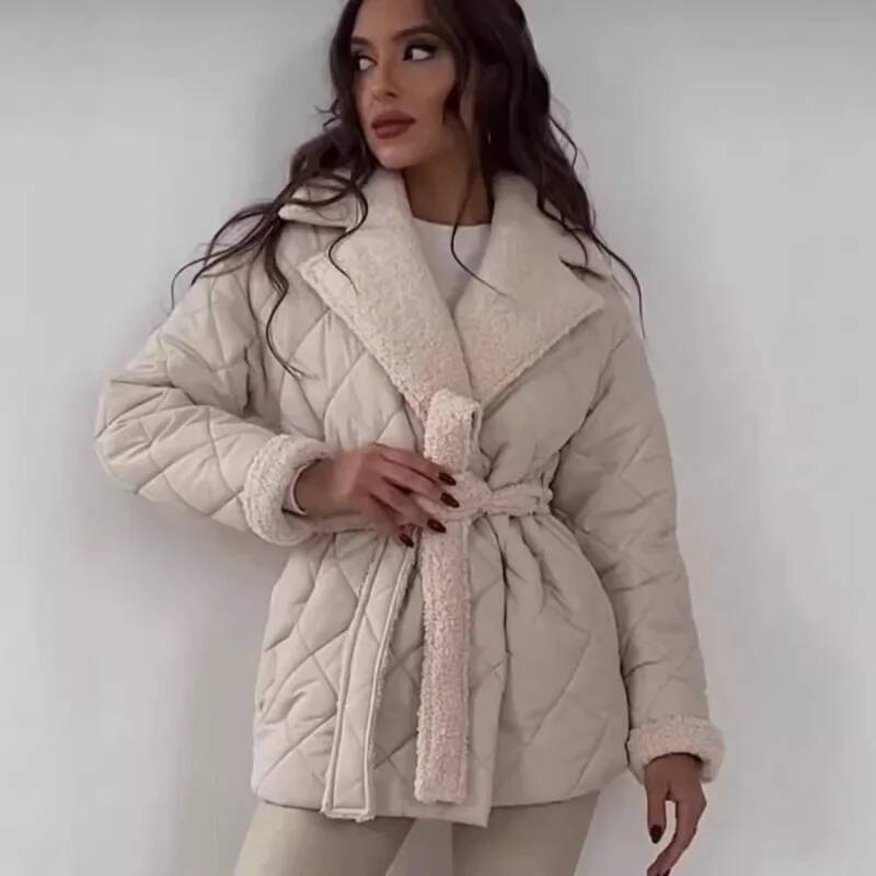Elegant Quilted With Faux Fur  - Street Fashion England recension och pris