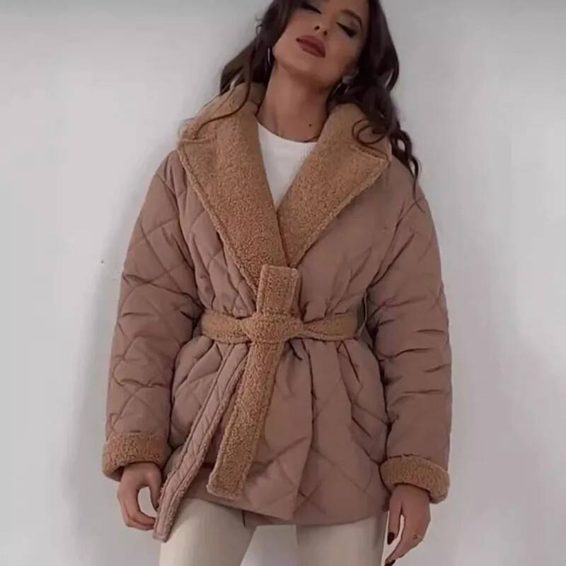 Elegant Quilted With Faux Fur  - Street Fashion England recension och pris