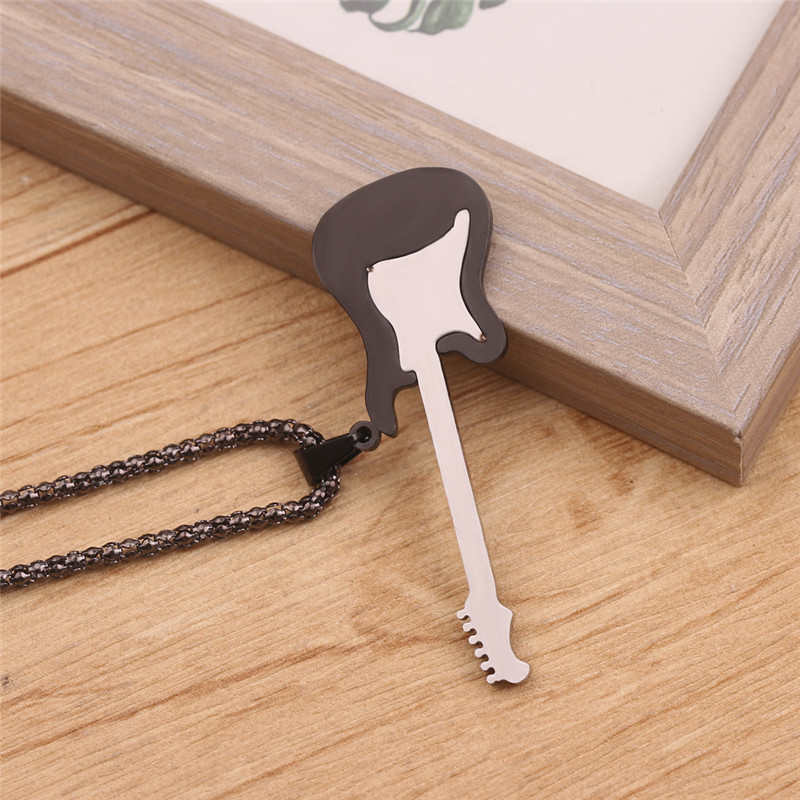 1pc Punk Guitar Necklace for G - Street Fashion Guys recension och pris