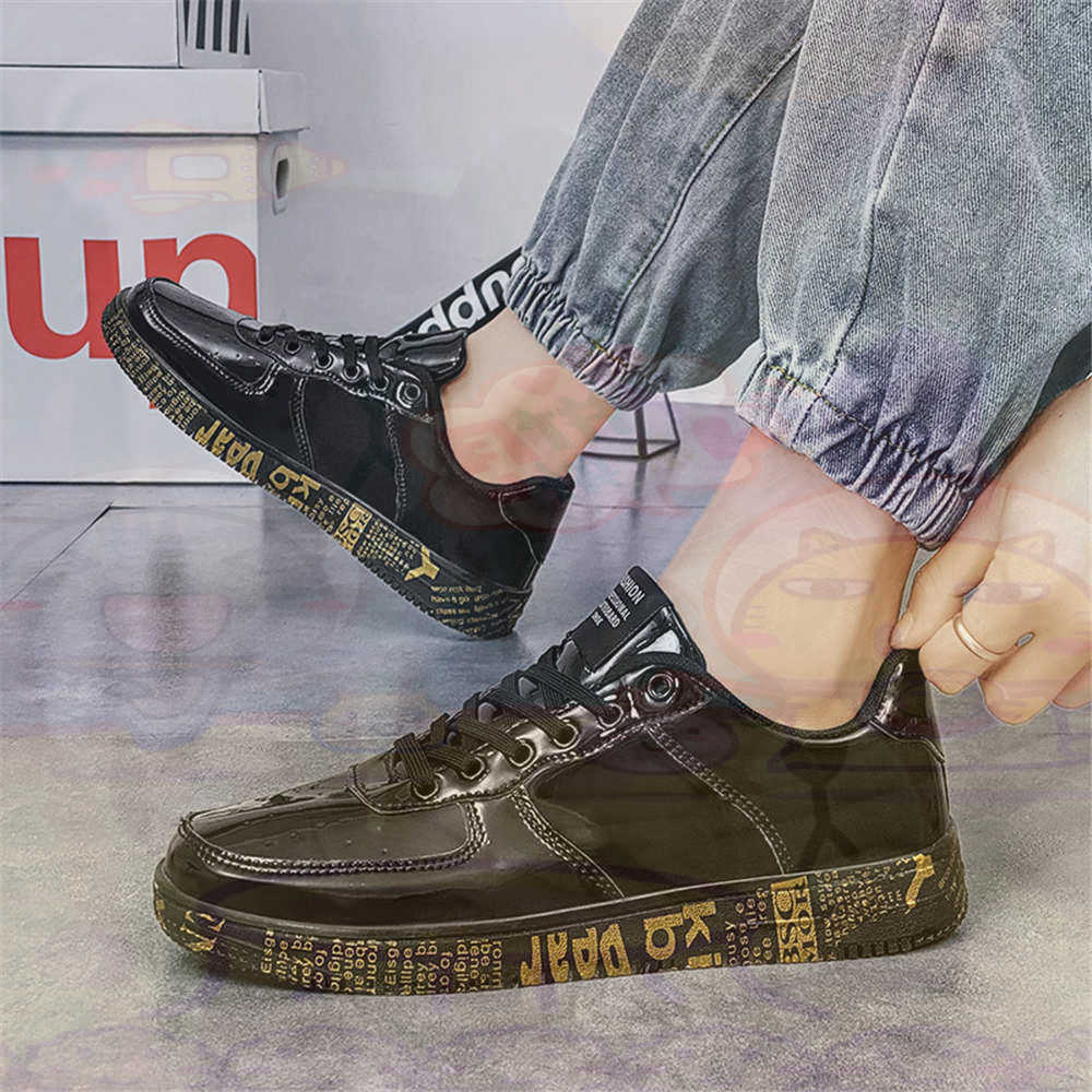 Round Foot Size 45 Sneakers Wh - Street Fashion Vietnam recension och pris