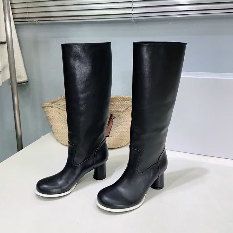 Genuine Leather Stretch Boots  - Street Fashion Rome 2025 recension och pris